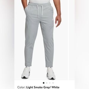 Nike Club Woven Tapered light smoke grey medium